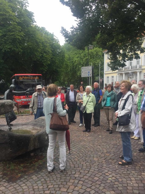 AmNarrenbrunnen in Haslach AmNarrenbrunnen in Haslach